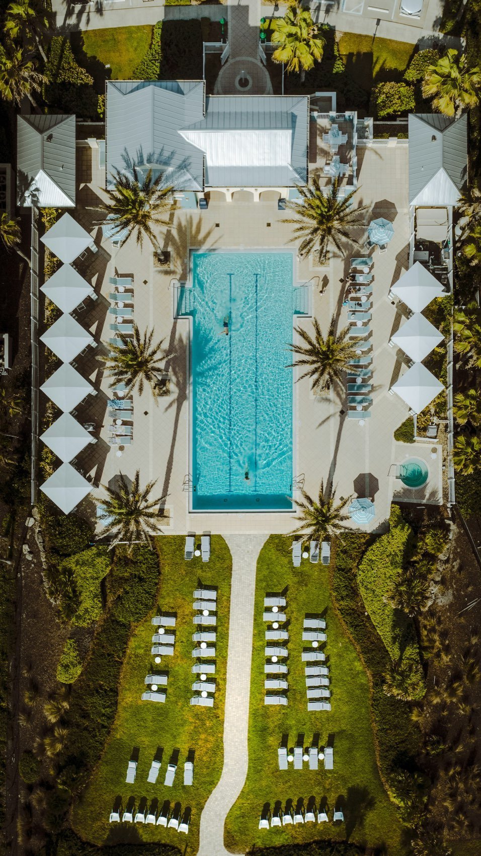 16 resort pool.jpg